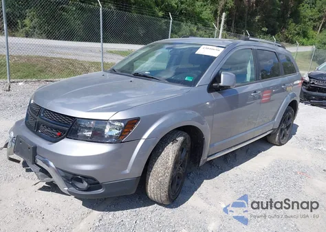 2018 Dodge Journey Crossroad z USA, uszkodzony, nr VIN 3C4PDCGGXJT490023